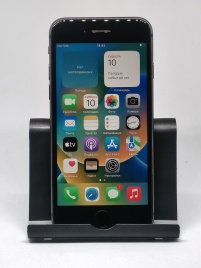 Смартфон Apple iPhone 8 Black 64 ГБ